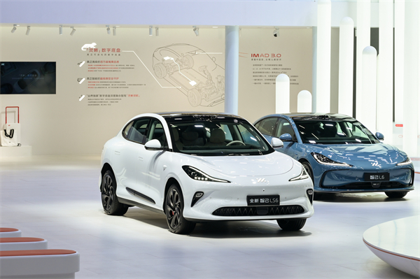 Z6·尊龙凯时新能源军团出征2024广州车展